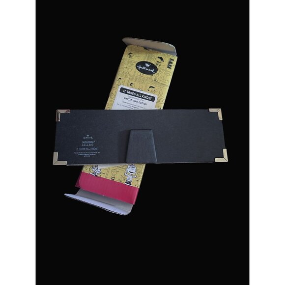 Hallmark "It Takes All Kinds!" Limited Edition Snoopy Comic Strip Frame - Picture 5 of 10